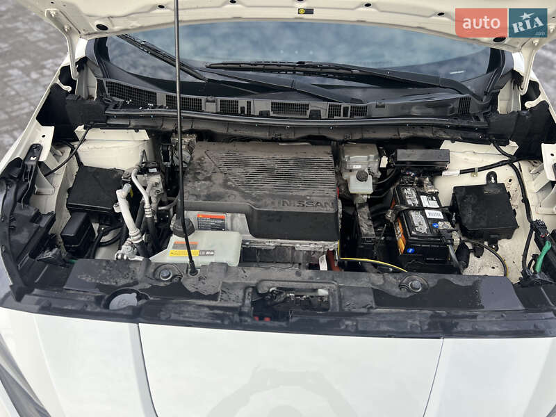 Хетчбек Nissan Leaf 2019 в Запоріжжі фото 12 Хетчбек Nissan Leaf 2019 в Запоріжжі