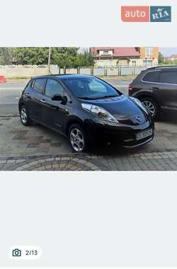 Хэтчбек Nissan Leaf 2014 в Черновцах