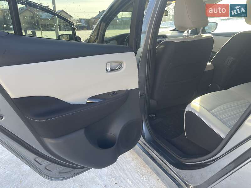Хэтчбек Nissan Leaf 2018 в Львове фото 14 Хэтчбек Nissan Leaf 2018 в Львове