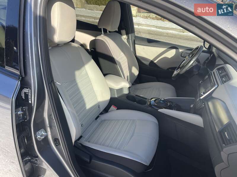Хэтчбек Nissan Leaf 2018 в Львове фото 24 Хэтчбек Nissan Leaf 2018 в Львове