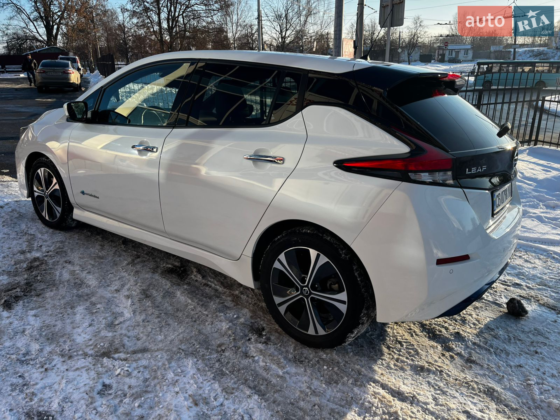 2020 Nissan Leaf - мініатюра 21