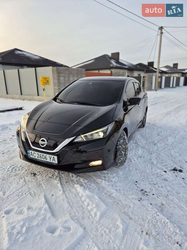 Хэтчбек Nissan Leaf 2018 в Луцке