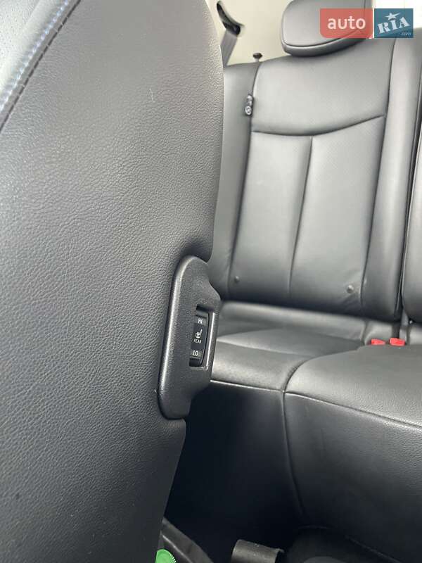 Хэтчбек Nissan Leaf 2014 в Виннице