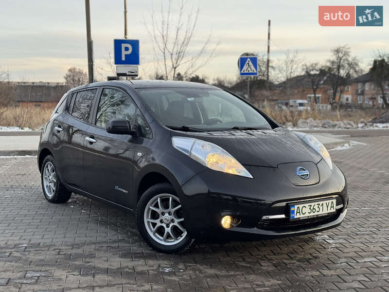 Хэтчбек Nissan Leaf 2016 в Владимире