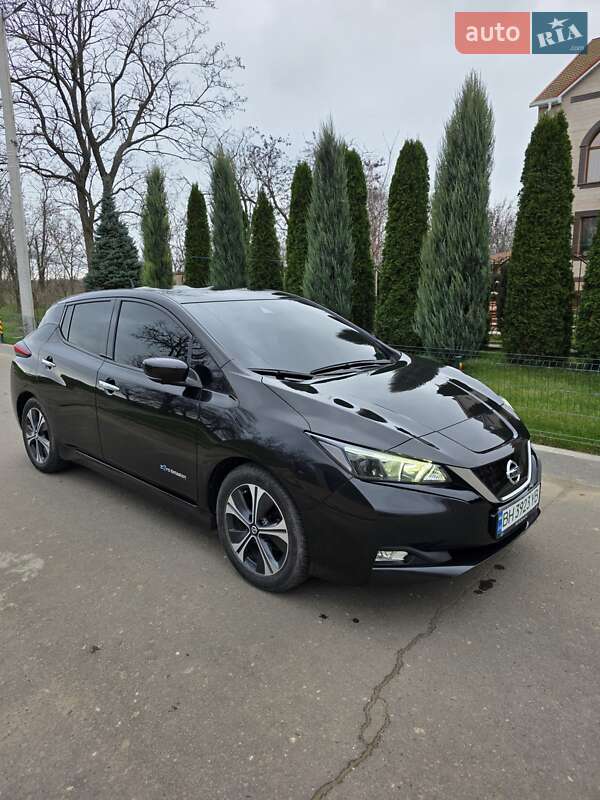 Хэтчбек Nissan Leaf 2018 в Белгороде-Днестровском фото 5 Хэтчбек Nissan Leaf 2018 в Белгороде-Днестровском
