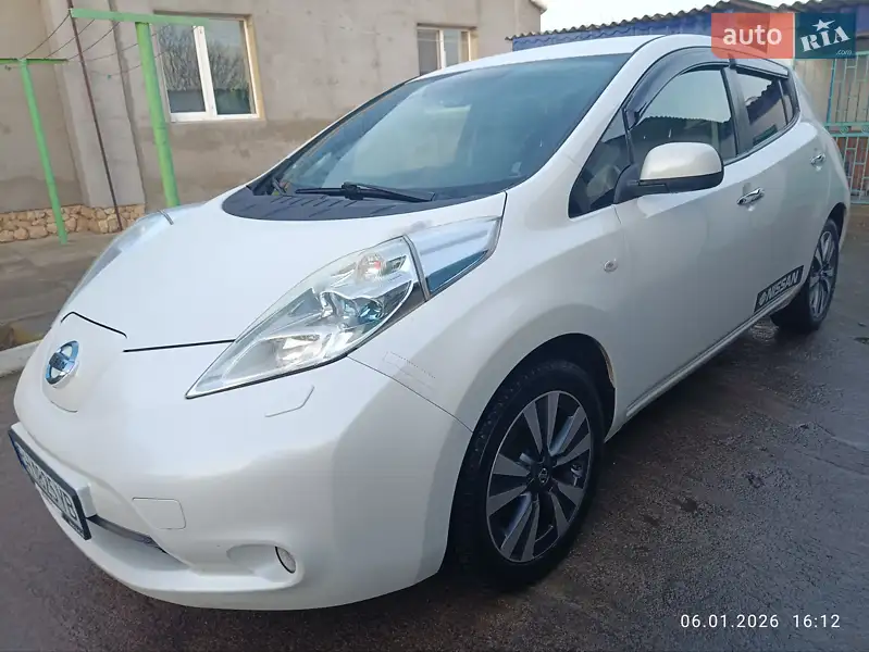 Nissan Leaf 2014
