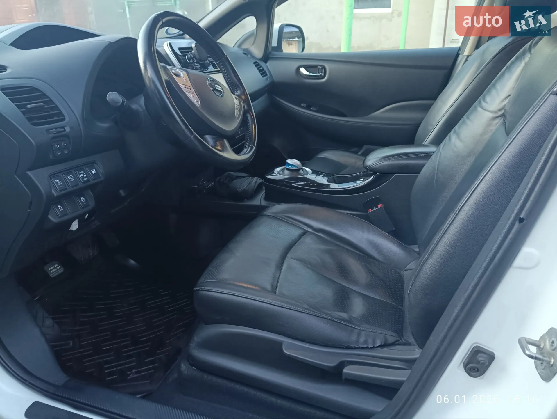 2014 Nissan Leaf - мініатюра 16