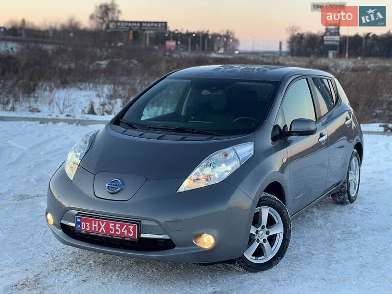 Хэтчбек Nissan Leaf 2017 в Львове
