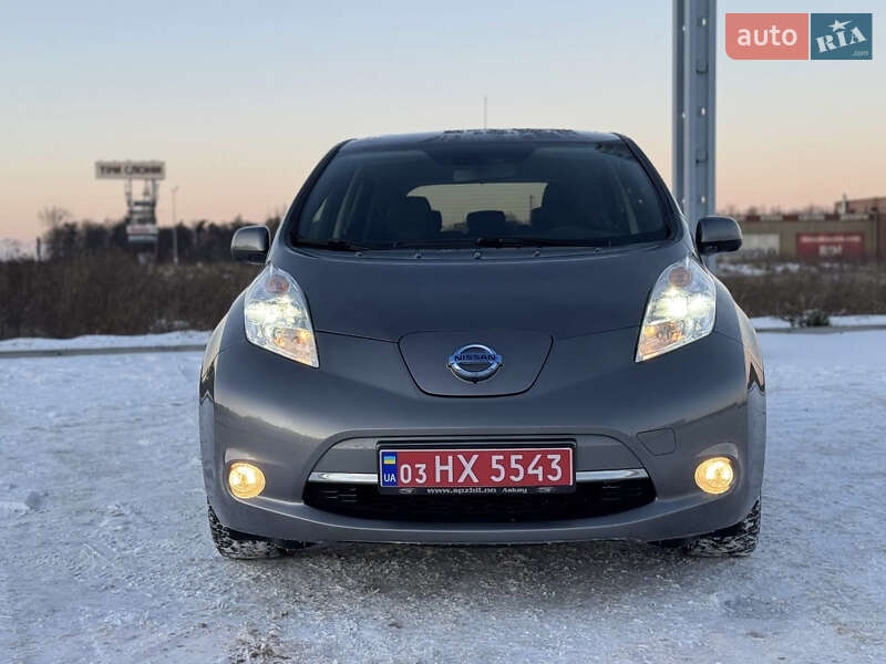 Хэтчбек Nissan Leaf 2017 в Львове