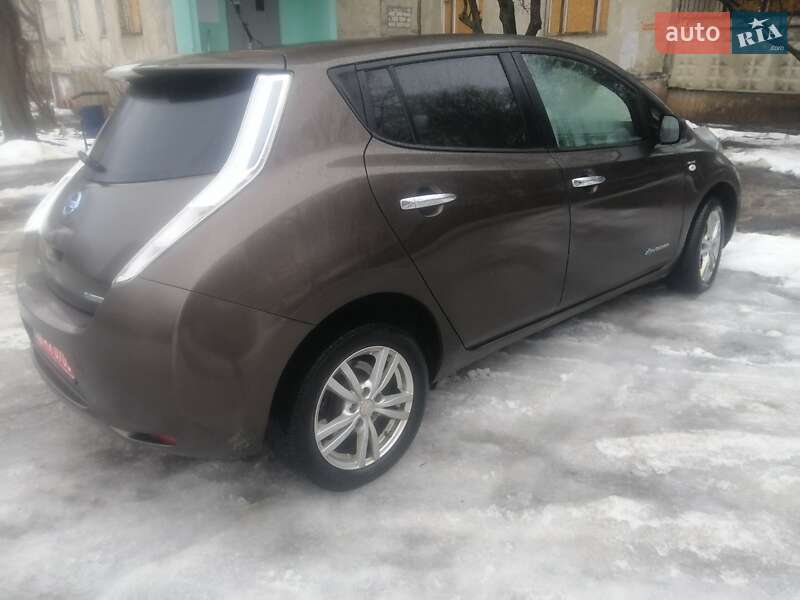 Хэтчбек Nissan Leaf 2016 в Харькове