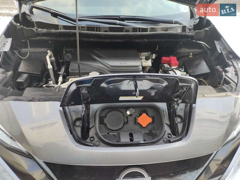 Хэтчбек Nissan Leaf 2022 в Харькове