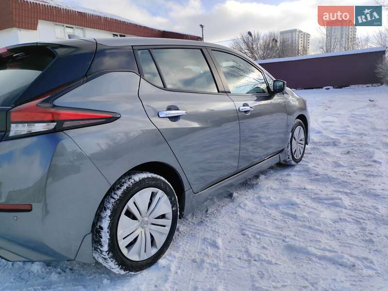 Хэтчбек Nissan Leaf 2022 в Харькове