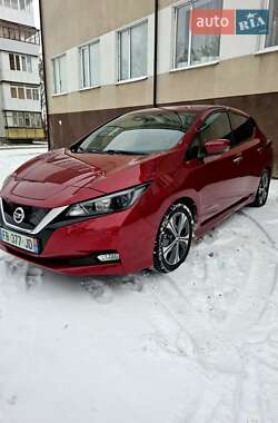 Хетчбек Nissan Leaf 2018 в Звягелі
