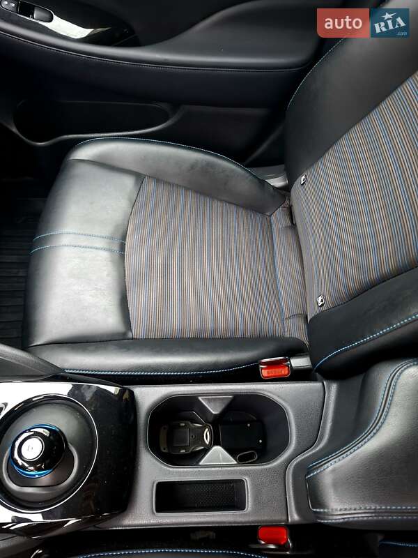 Хетчбек Nissan Leaf 2018 в Звягелі фото 34 Хетчбек Nissan Leaf 2018 в Звягелі