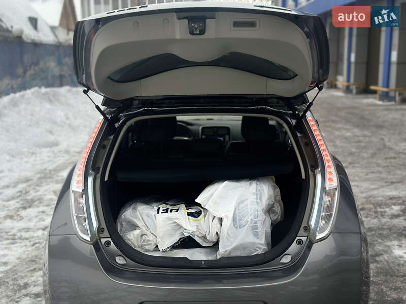 Хэтчбек Nissan Leaf 2014 в Житомире фото 24 Хэтчбек Nissan Leaf 2014 в Житомире