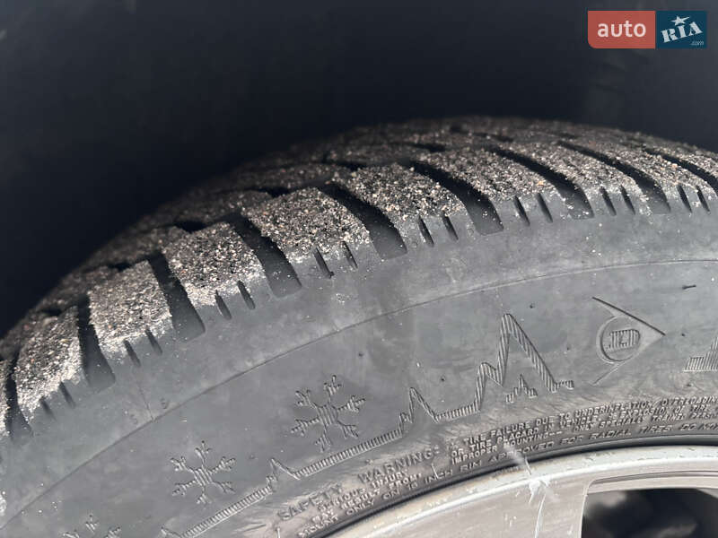 Хэтчбек Nissan Leaf 2013 в Полтаве