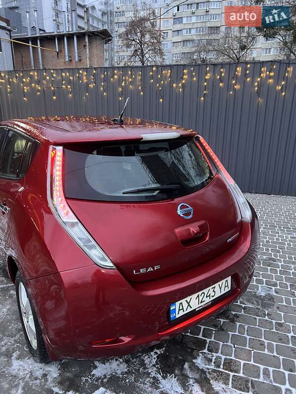 Хэтчбек Nissan Leaf 2015 в Харькове