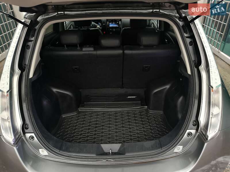 Хетчбек Nissan Leaf 2015 в Одесі