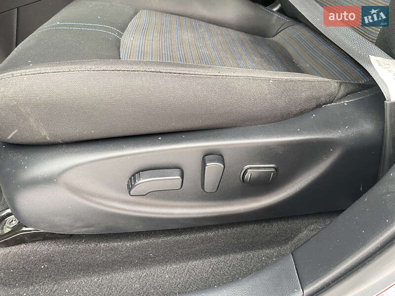 Хэтчбек Nissan Leaf 2021 в Немирове