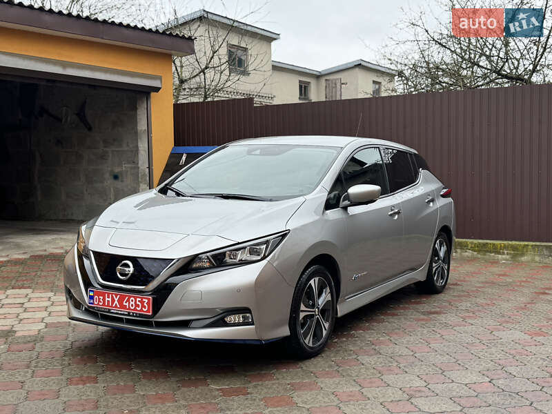 Хэтчбек Nissan Leaf 2019 в Ровно фото 2 Хэтчбек Nissan Leaf 2019 в Ровно