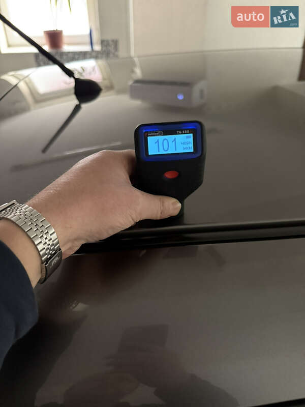 Хэтчбек Nissan Leaf 2014 в Умани