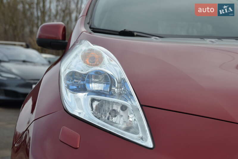 Хэтчбек Nissan Leaf 2016 в Луцке