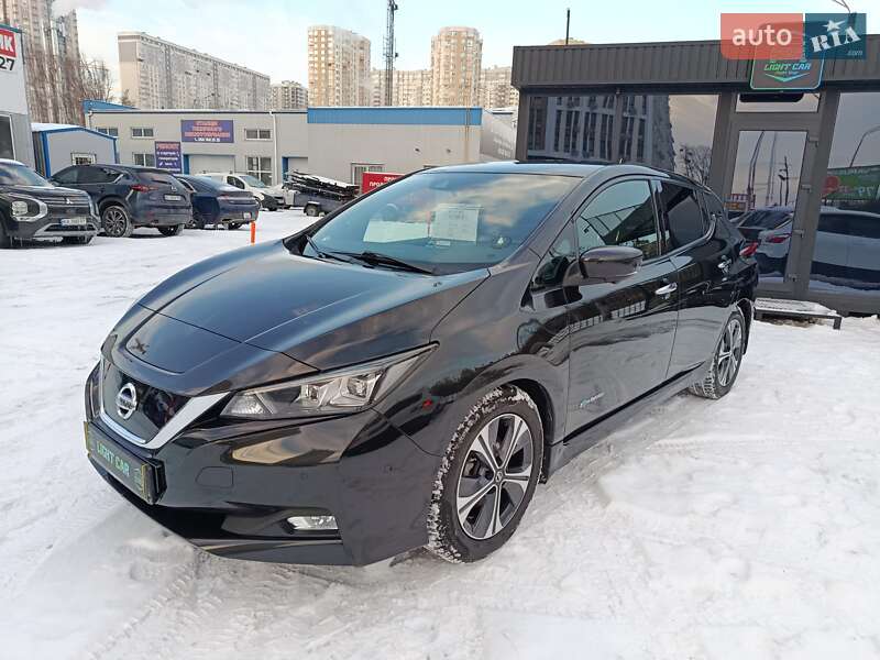 Хэтчбек Nissan Leaf 2018 в Броварах