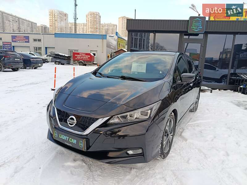 Хэтчбек Nissan Leaf 2018 в Броварах
