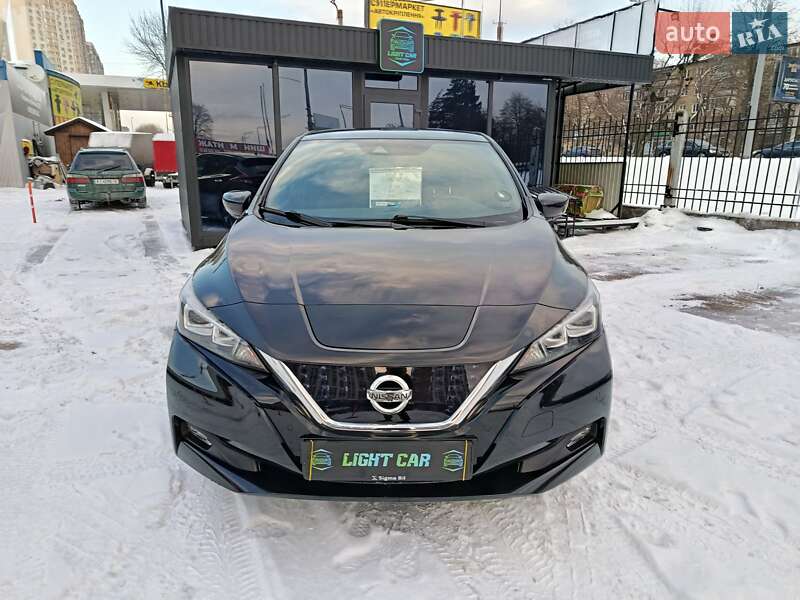 Хэтчбек Nissan Leaf 2018 в Броварах