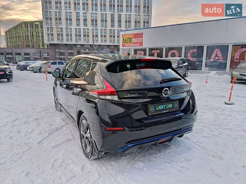 Хэтчбек Nissan Leaf 2018 в Броварах