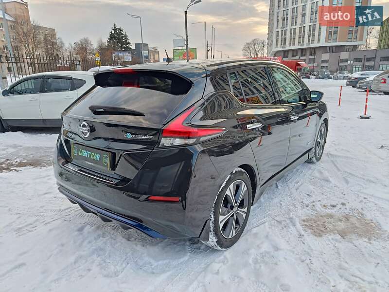 Хэтчбек Nissan Leaf 2018 в Броварах