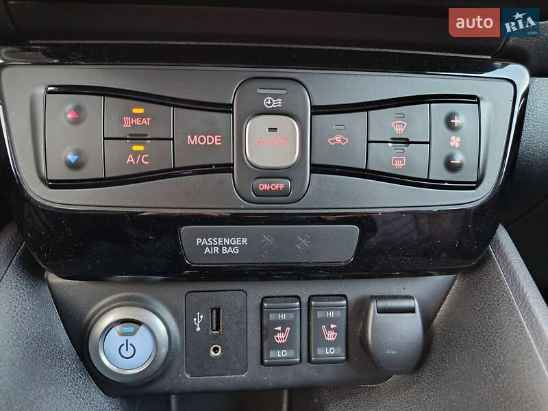 Хэтчбек Nissan Leaf 2018 в Броварах