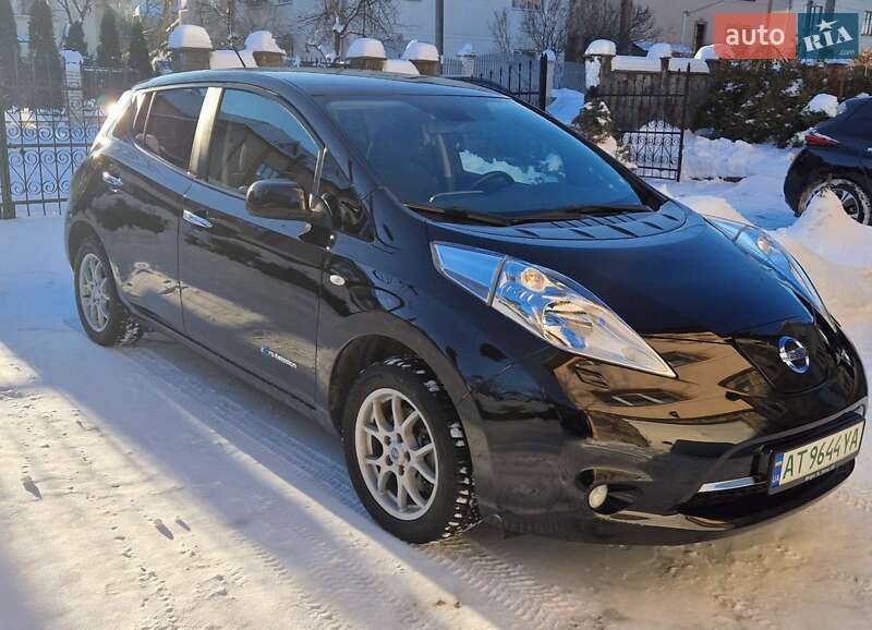 Хэтчбек Nissan Leaf 2014 в Ивано-Франковске