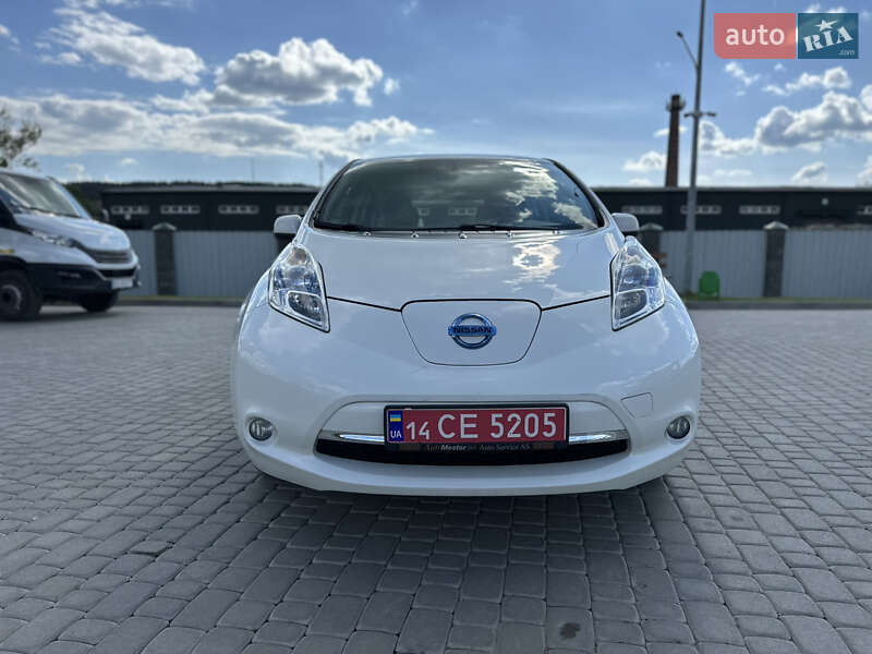 Хэтчбек Nissan Leaf 2013 в Бережанах