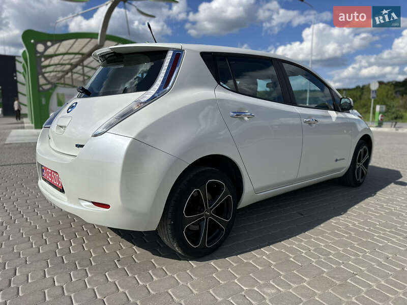 Хэтчбек Nissan Leaf 2013 в Бережанах