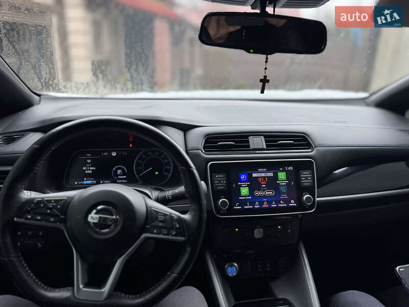 Хэтчбек Nissan Leaf 2021 в Пустомытах