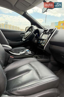 Хэтчбек Nissan Leaf 2014 в Виннице
