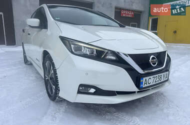 Хэтчбек Nissan Leaf 2018 в Владимире