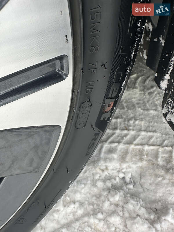 Хэтчбек Nissan Leaf 2018 в Владимире