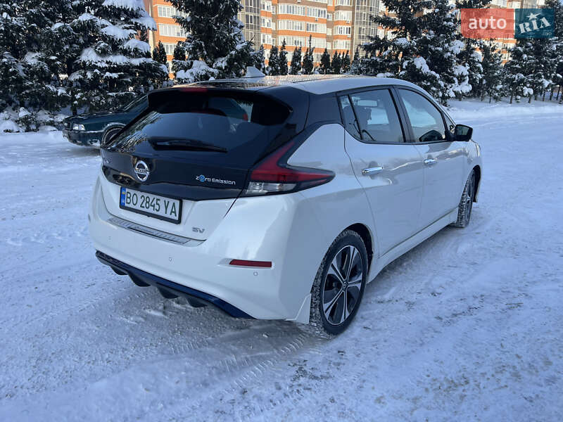 Хэтчбек Nissan Leaf 2020 в Тернополе фото 5 Хэтчбек Nissan Leaf 2020 в Тернополе