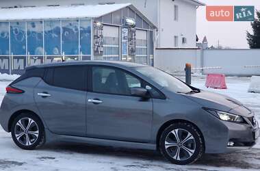 Хетчбек Nissan Leaf 2019 в Чернівцях