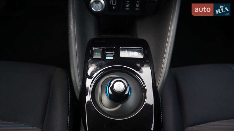 Хэтчбек Nissan Leaf 2019 в Львове