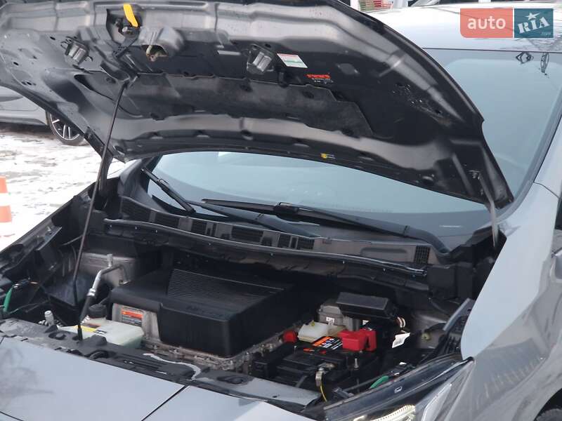 Хэтчбек Nissan Leaf 2019 в Черновцах