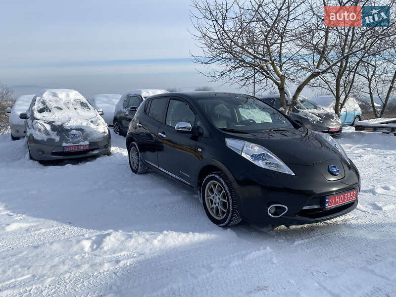 Хэтчбек Nissan Leaf 2014 в Черновцах