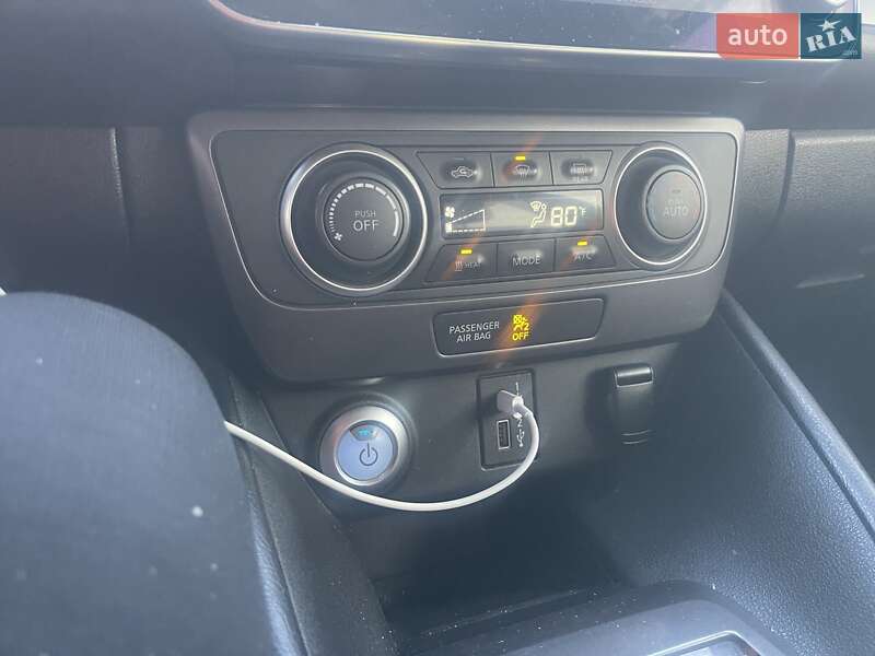 Хэтчбек Nissan Leaf 2021 в Тернополе