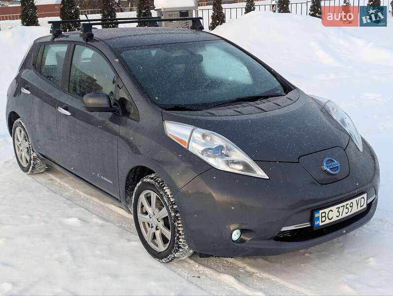 Хэтчбек Nissan Leaf 2013 в Дрогобыче