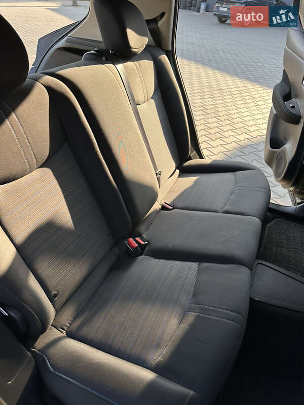 Хэтчбек Nissan Leaf 2018 в Ковеле