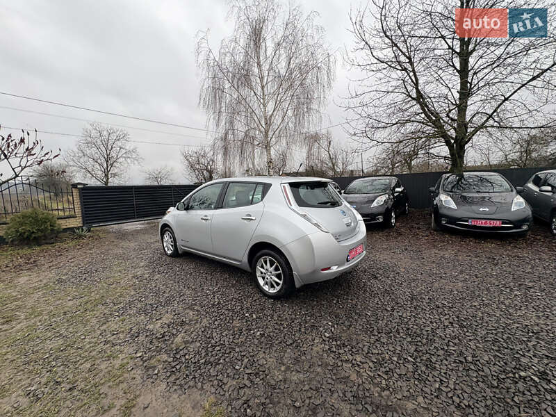 Хэтчбек Nissan Leaf 2013 в Луцке