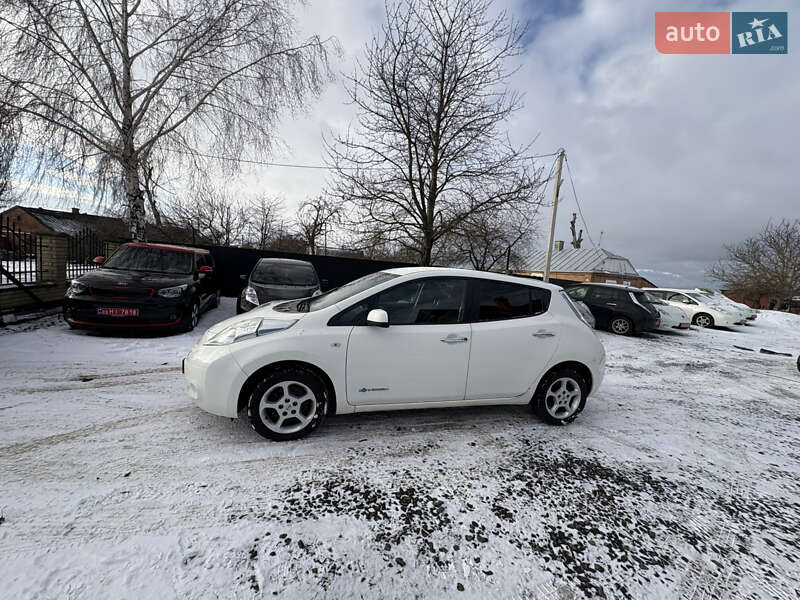Хэтчбек Nissan Leaf 2016 в Луцке