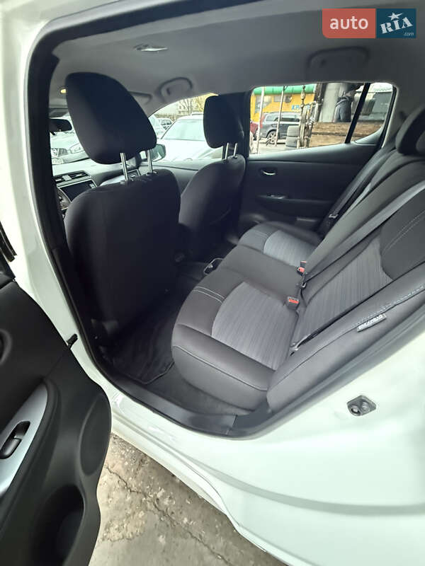 Хэтчбек Nissan Leaf 2024 в Черкассах